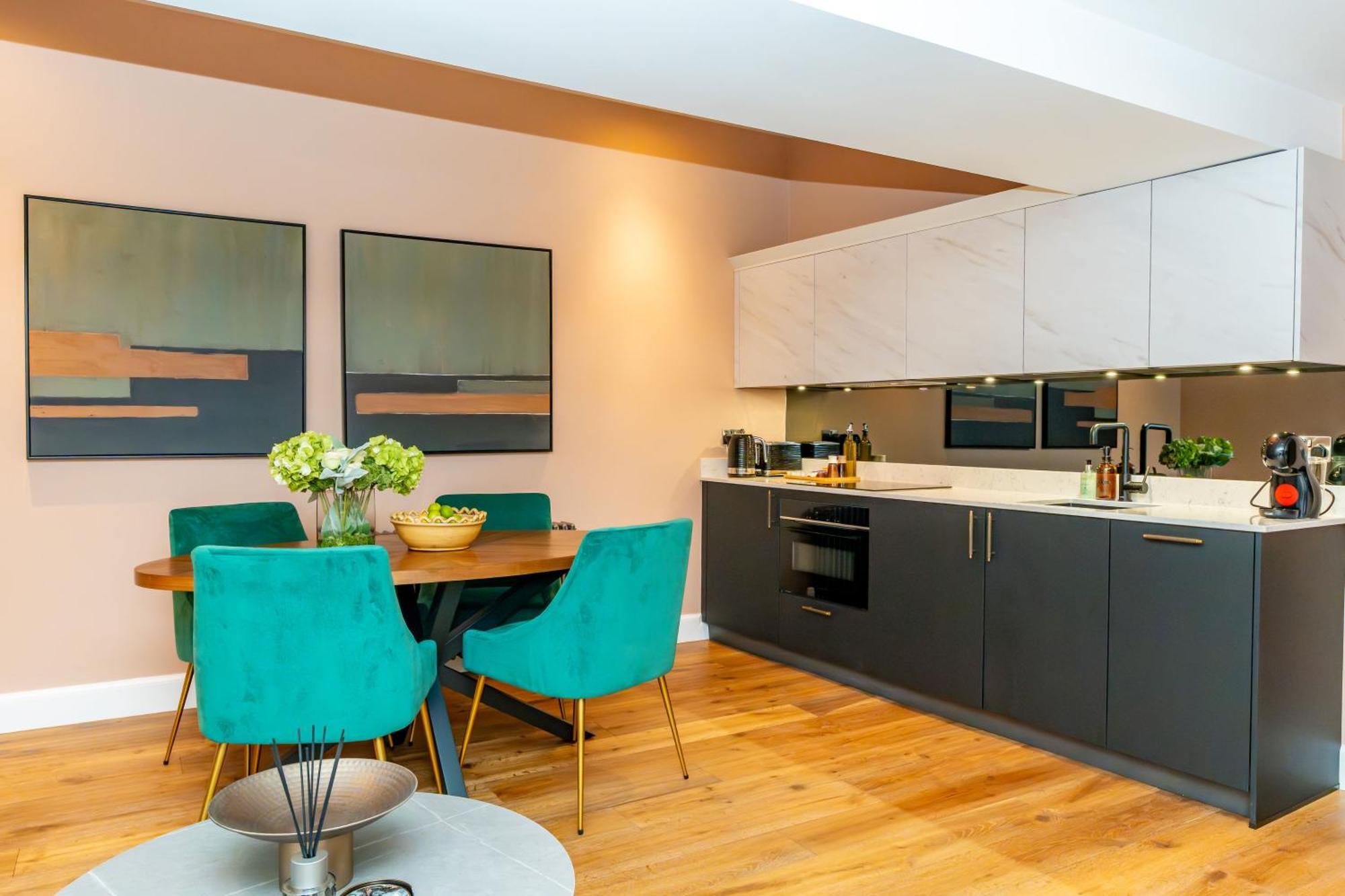 Dragon Suites Luxury Apartments At 9 Albyn Place EDI Exterior foto